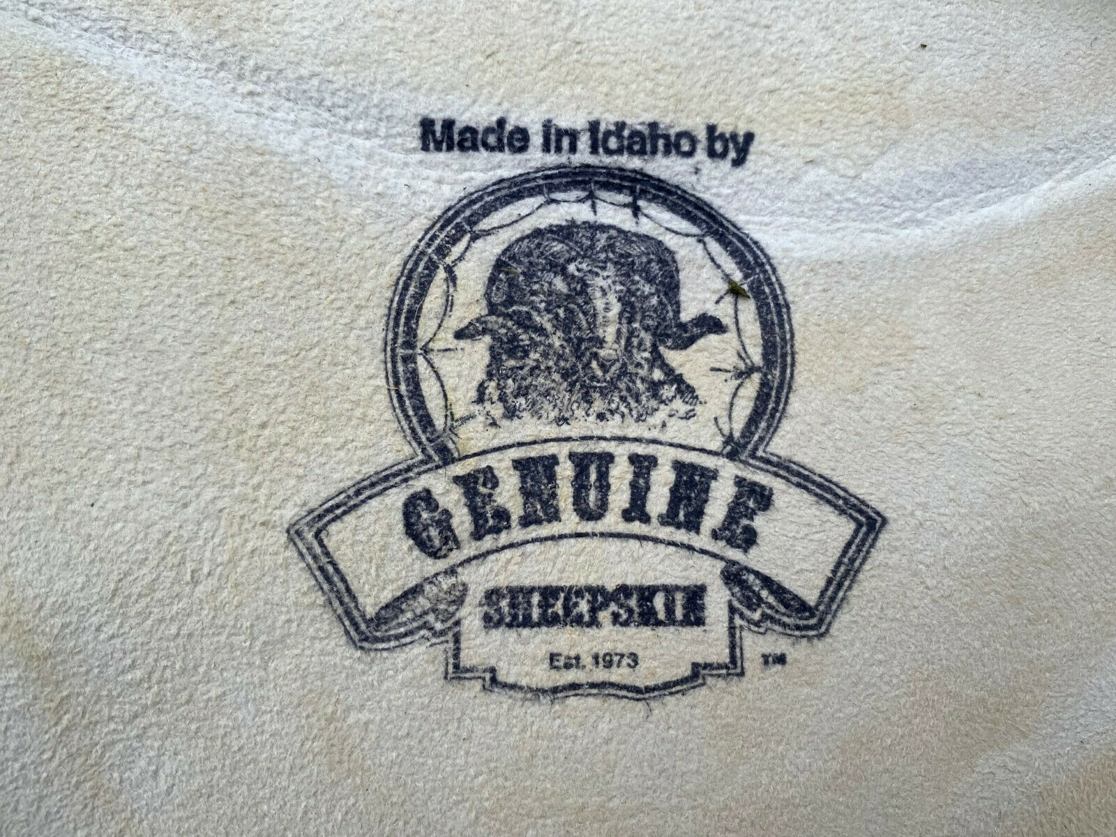 Genuine Sheepskin Saddle Cover Cushion for ENGLISH Saddle - Fresh Stock Dated October 2025