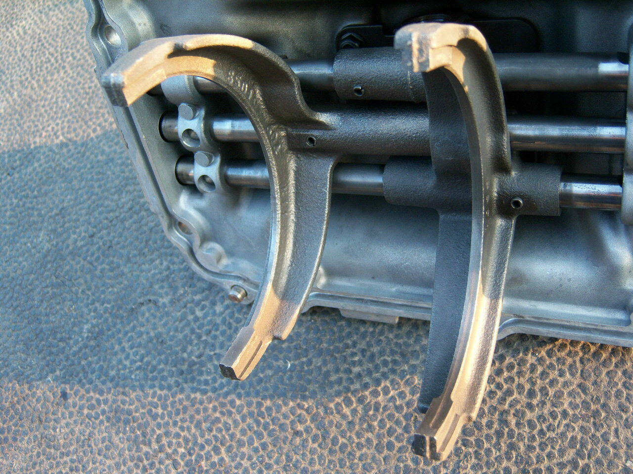Ford F150 5 Speed M5R2 M5OD-R2 Shifter Top Base Assembly Forks 2WD 4WD 88 - 97 - Fresh Stock Dated October 2025