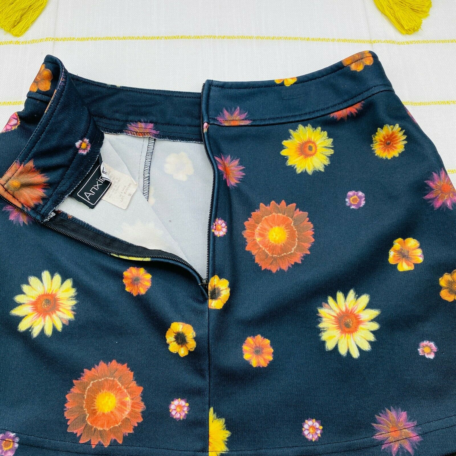 Vintage 90s Daisy Mini Skirt Womens Small Junior 7 A-Line Stretch Clueless Y2K - Fresh Stock Dated October 2025