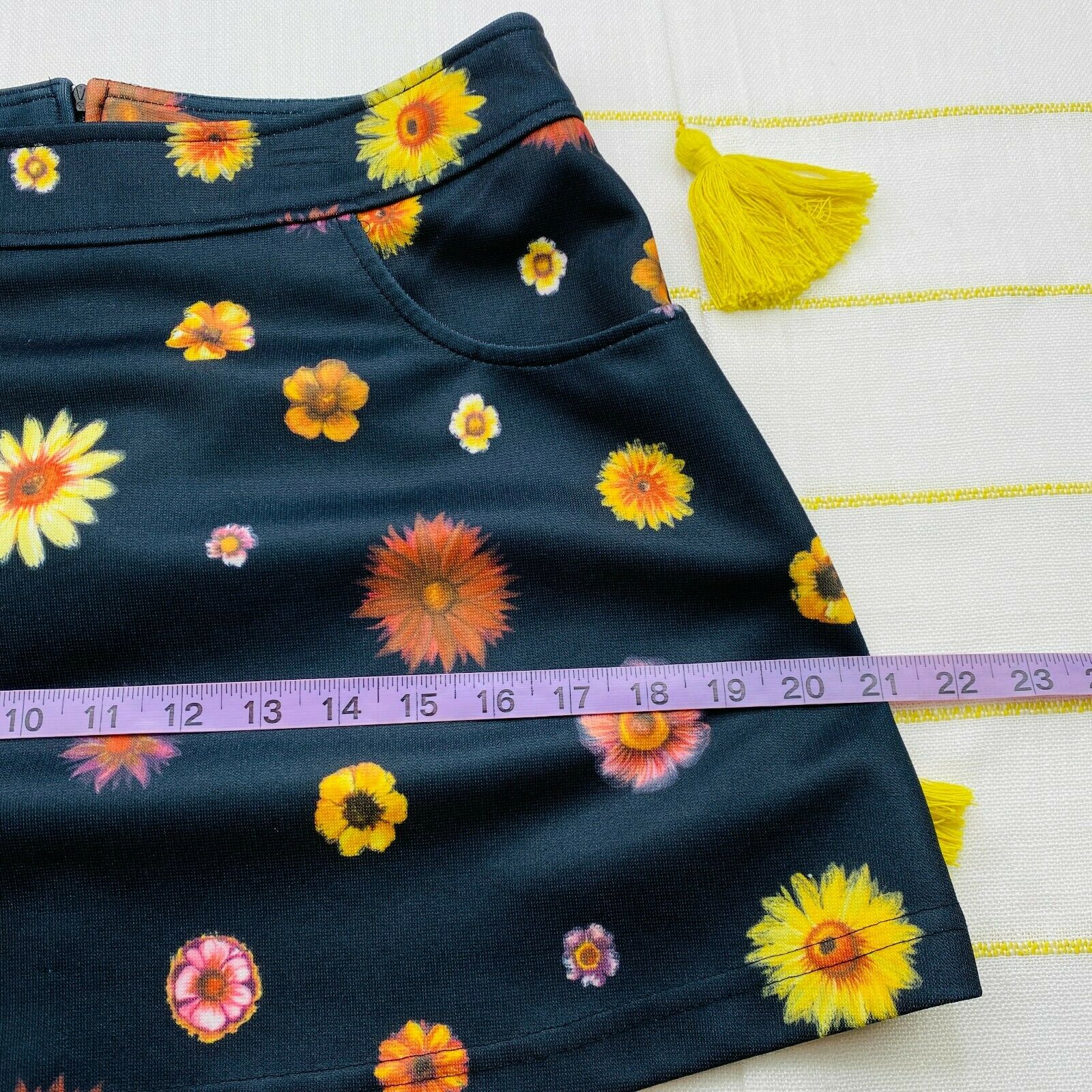 Vintage 90s Daisy Mini Skirt Womens Small Junior 7 A-Line Stretch Clueless Y2K - Fresh Stock Dated October 2025