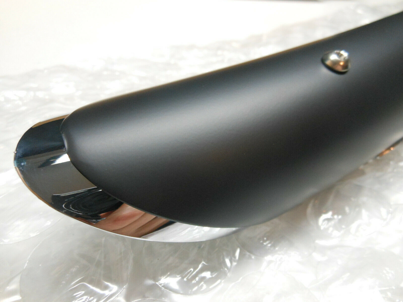 VANCE & HINES HARLEY '17-21 TOURING BLACK HEAT SHIELD FOR 2:2 BIG RADIUS EXHAUST - Fresh Stock Dated October 2025