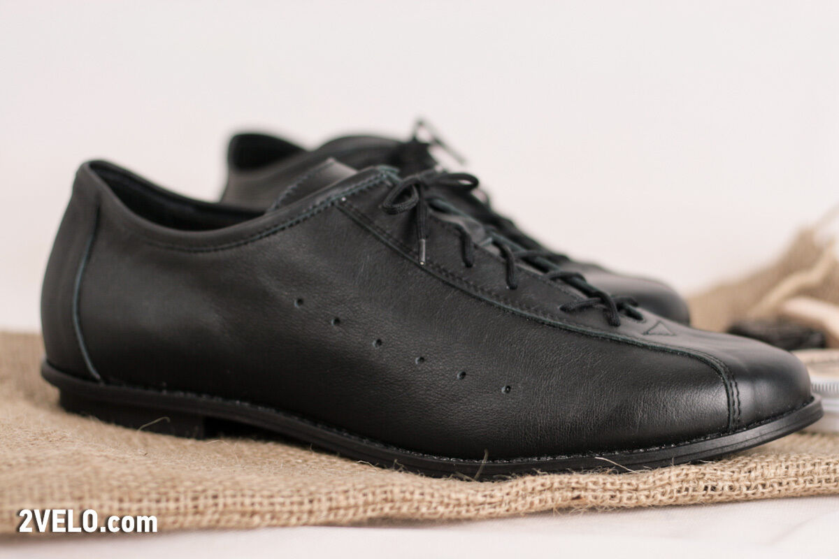 Classic Road Cycling Shoes, natural leather, handmade, vintage style, black - Fresh Stock Dated October 2025