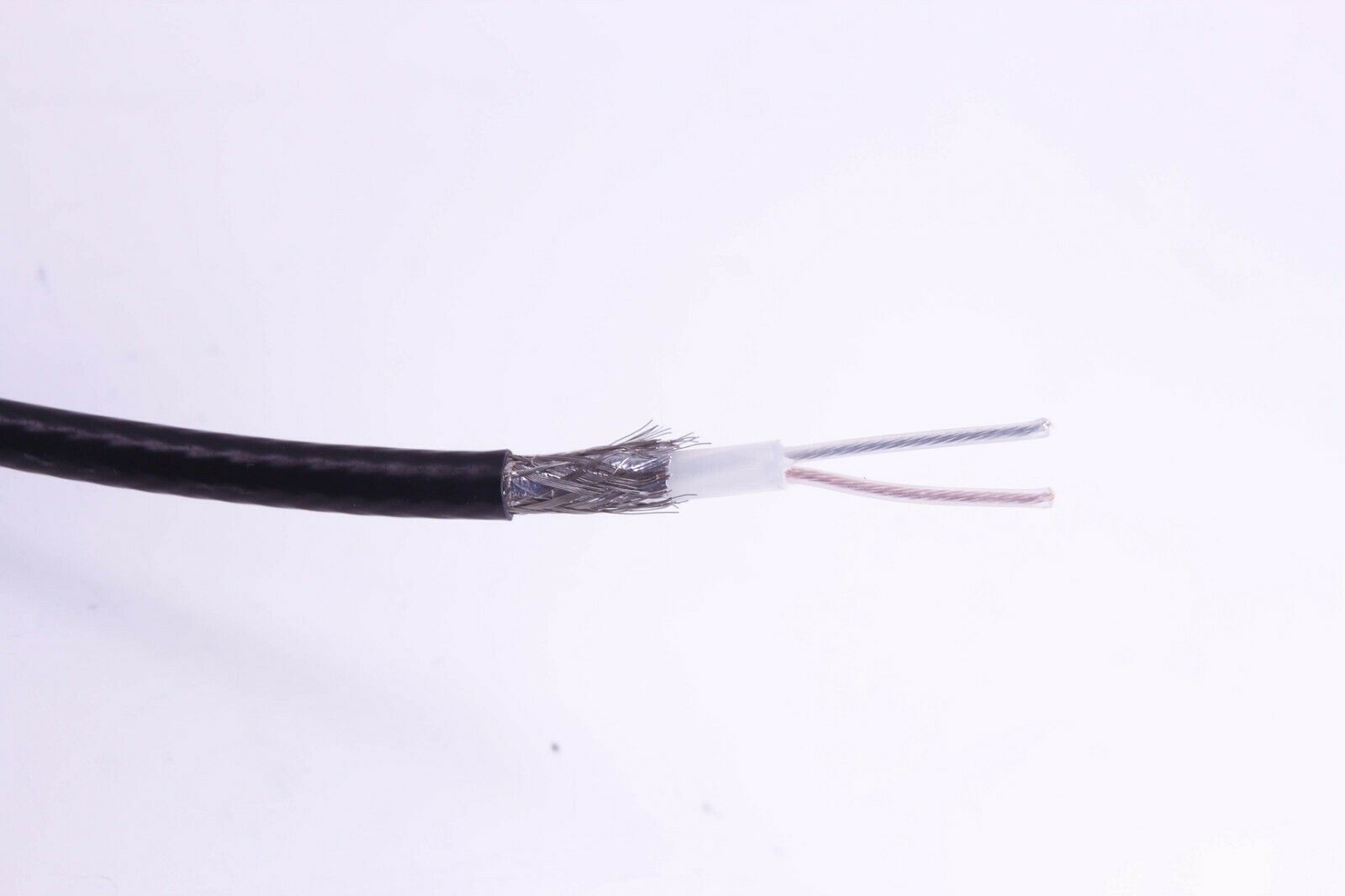 25' Belden M 9207 Twinax 100 Ohm Network Cable, 25 Foot Length ~ IBM P/N 7362211 - Fresh Stock Dated October 2025