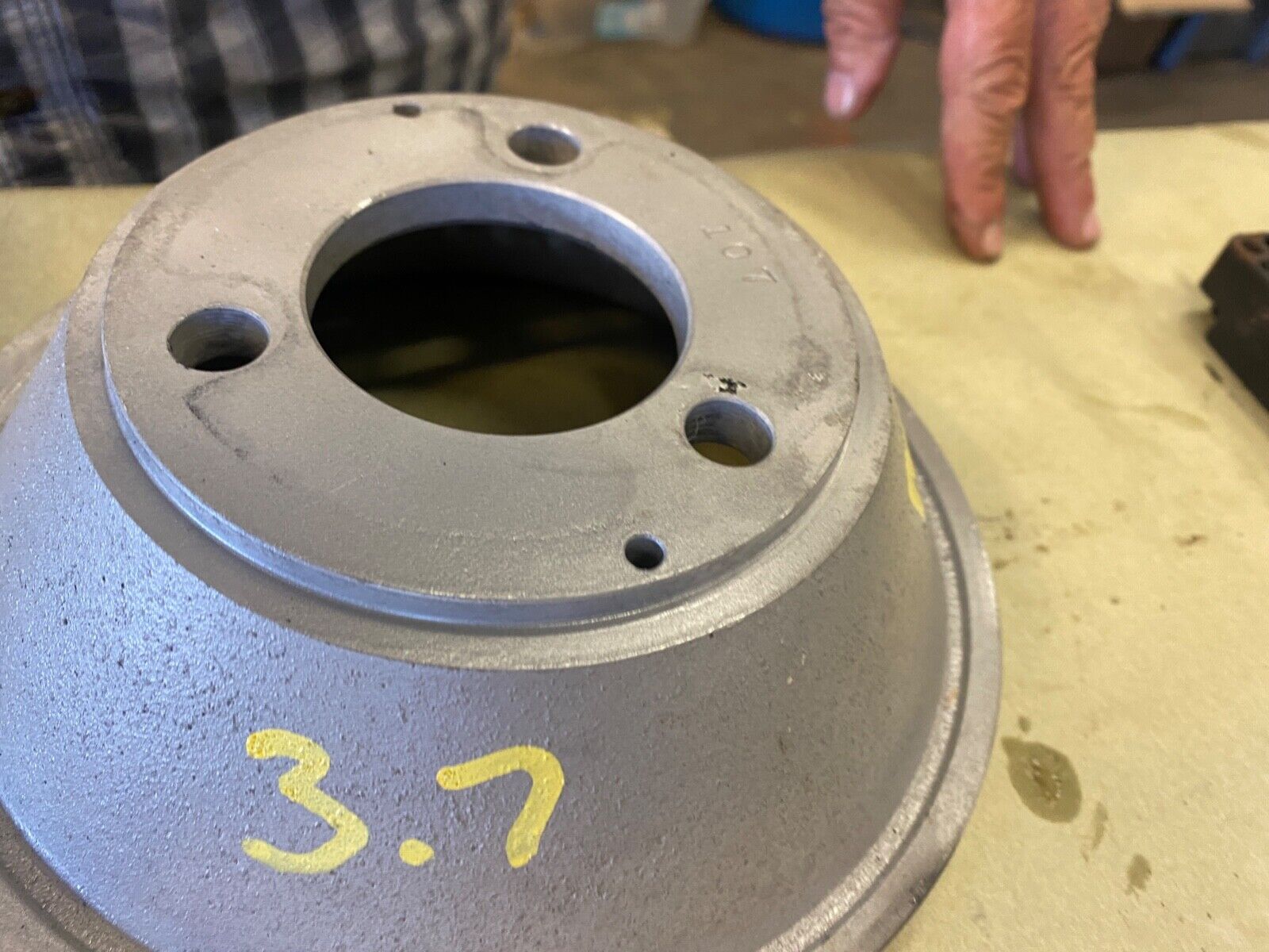 Mercruiser 3.7 Alternatoer Pulley 8