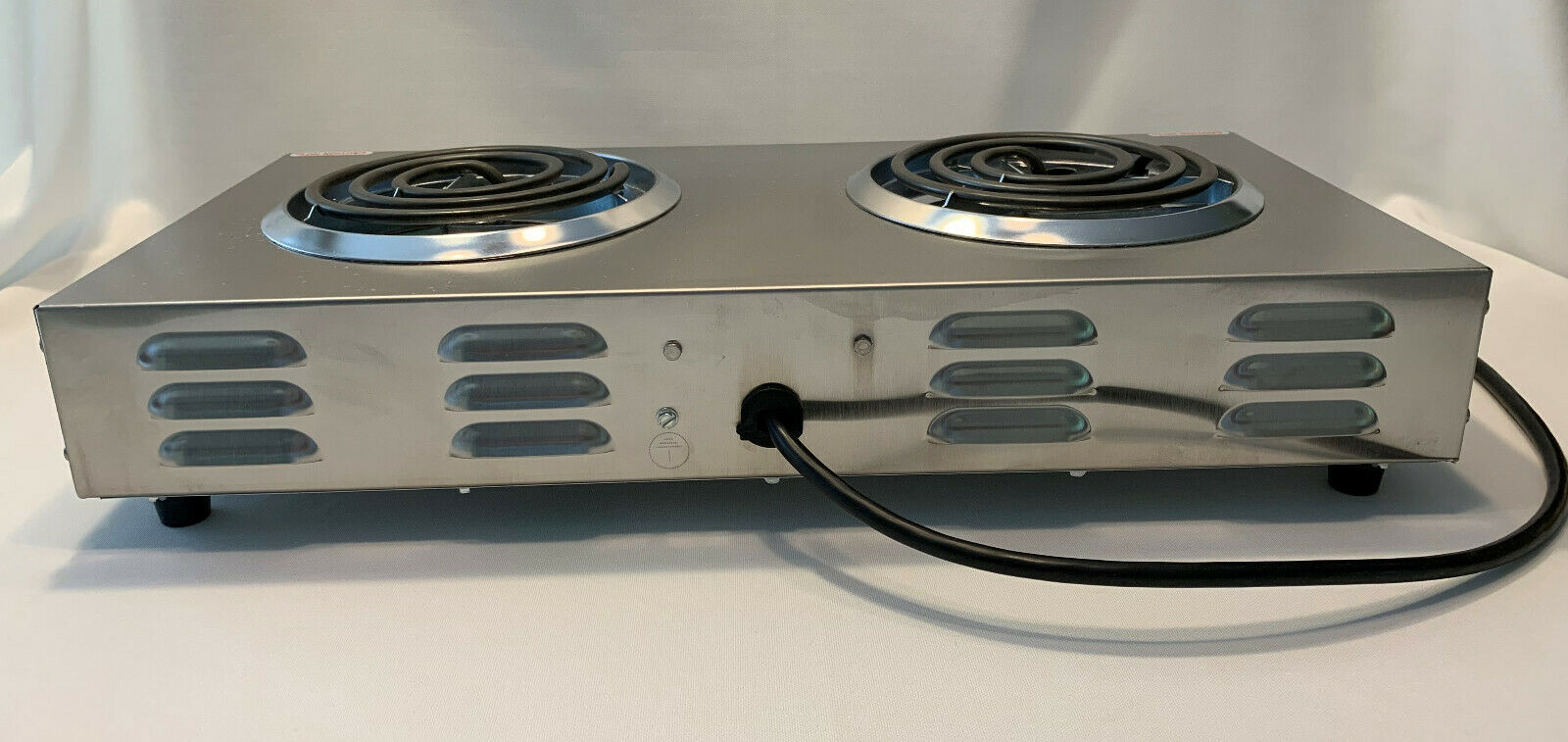 Cadco CDR-1T Countertop Double Hot Plate 120-Volt Pre-Owned Never Used Works - Fresh Stock Dated October 2025