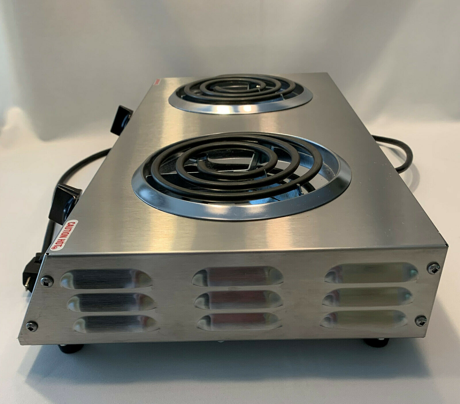 Cadco CDR-1T Countertop Double Hot Plate 120-Volt Pre-Owned Never Used Works - Fresh Stock Dated October 2025