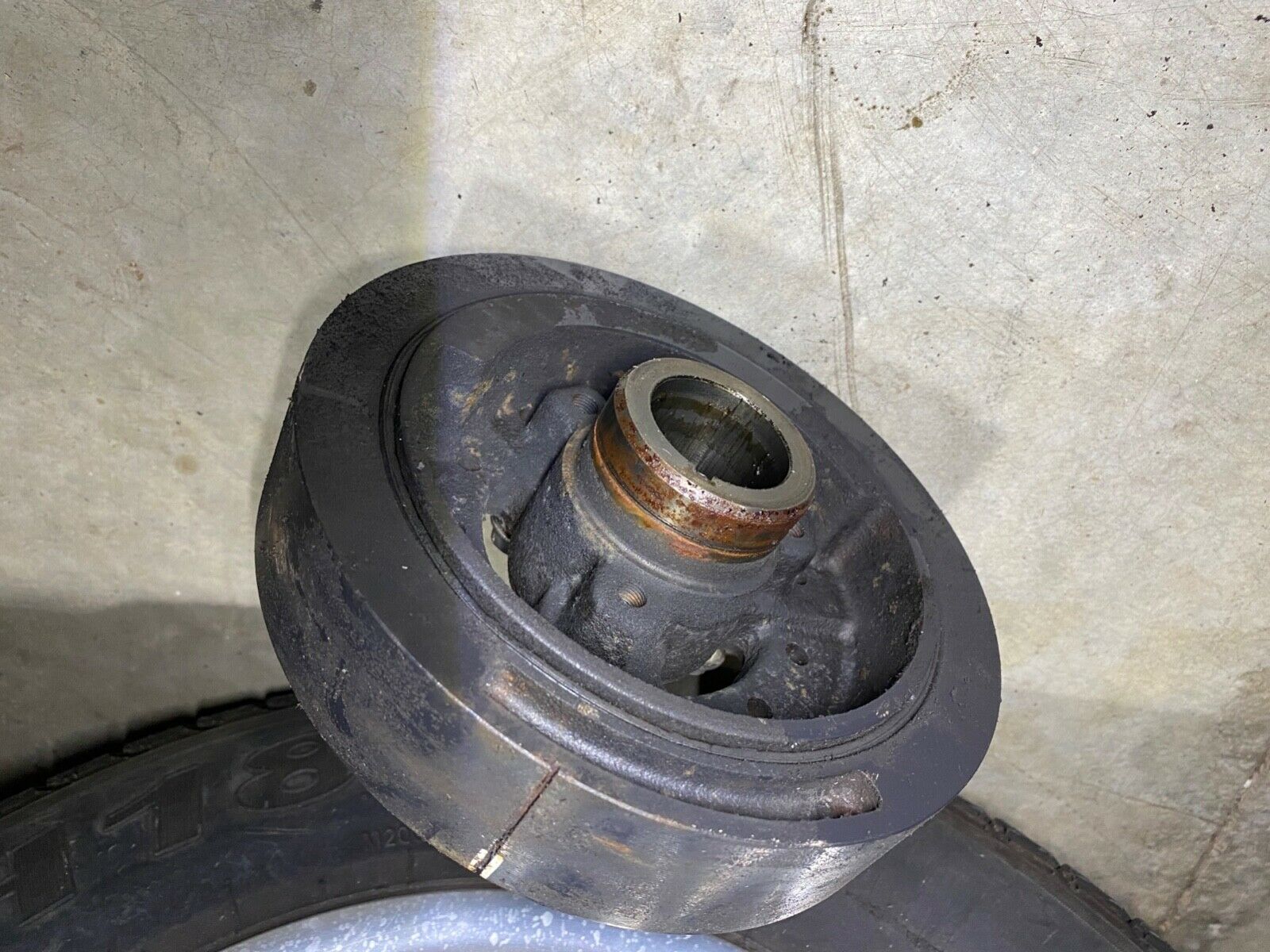 3854092 Volvo OMC 454 7.4 Mercruiser Dampener Balancer - Fresh Stock Dated October 2025