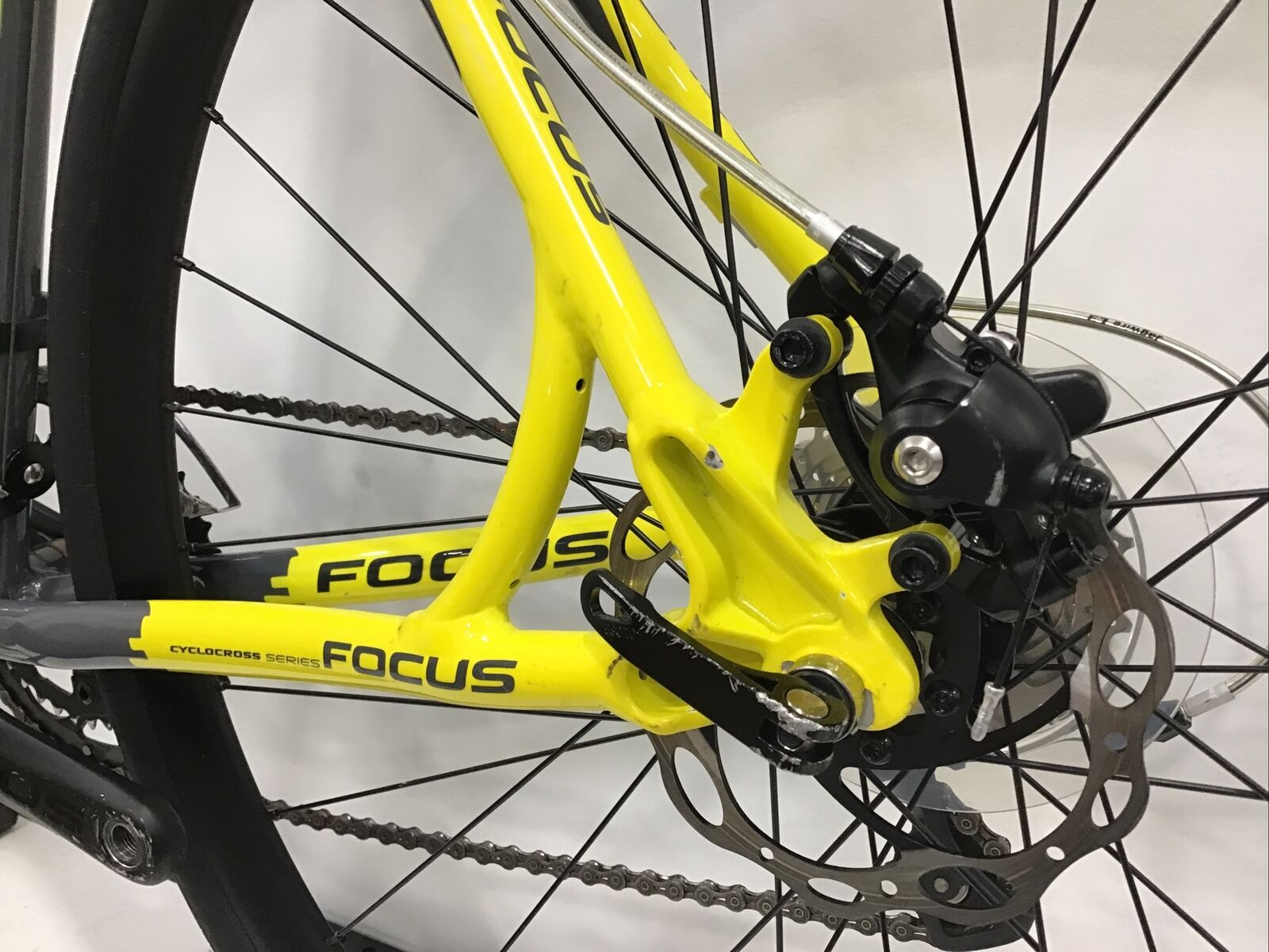 2013 Focus Mares AX 2.0 Cyclocross Bike Medium Aluminum Shimano 105 - Fresh Stock Dated October 2025