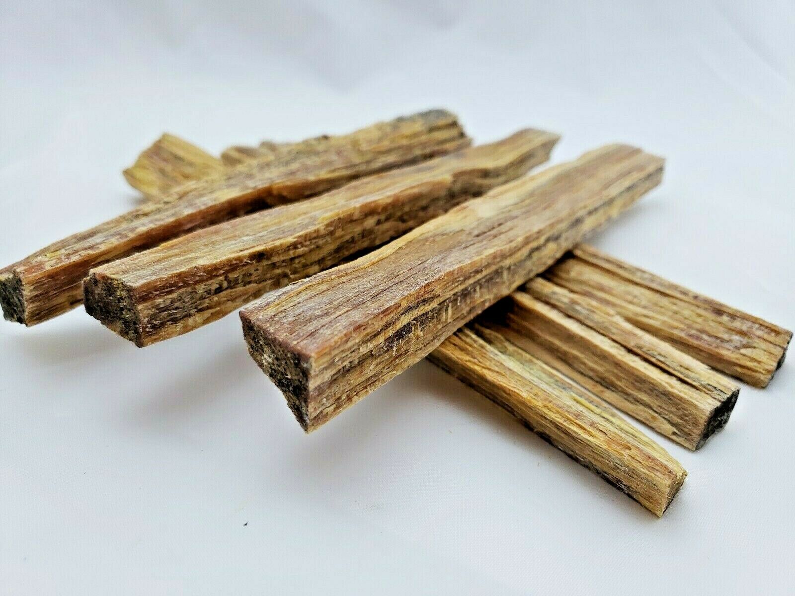 1/2 lb Bundle of L.L. Bean Premium Fatwood Firestarter Firewood Starter Kindling - Fresh Stock Dated October 2025