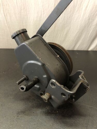 Omc Cobra 4.3L 5.0L GM Power Steering Pump/Bracket Used M153 - Fresh Stock Dated October 2025