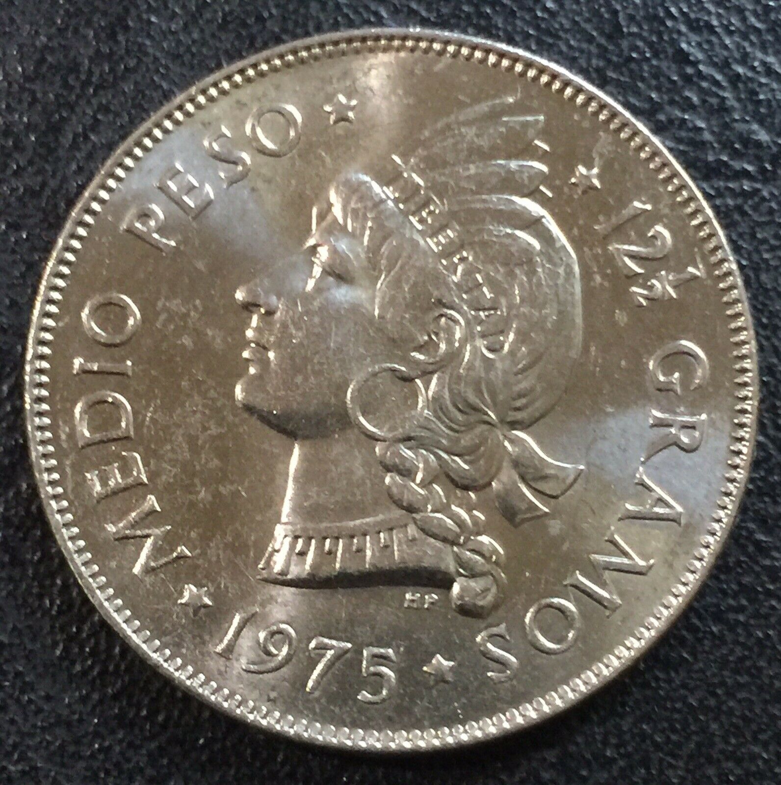 DOMINICAN REPUBLIC 1/2 Peso 1975 Copper-Nickel XF aUNC - Fresh Stock Dated October 2025