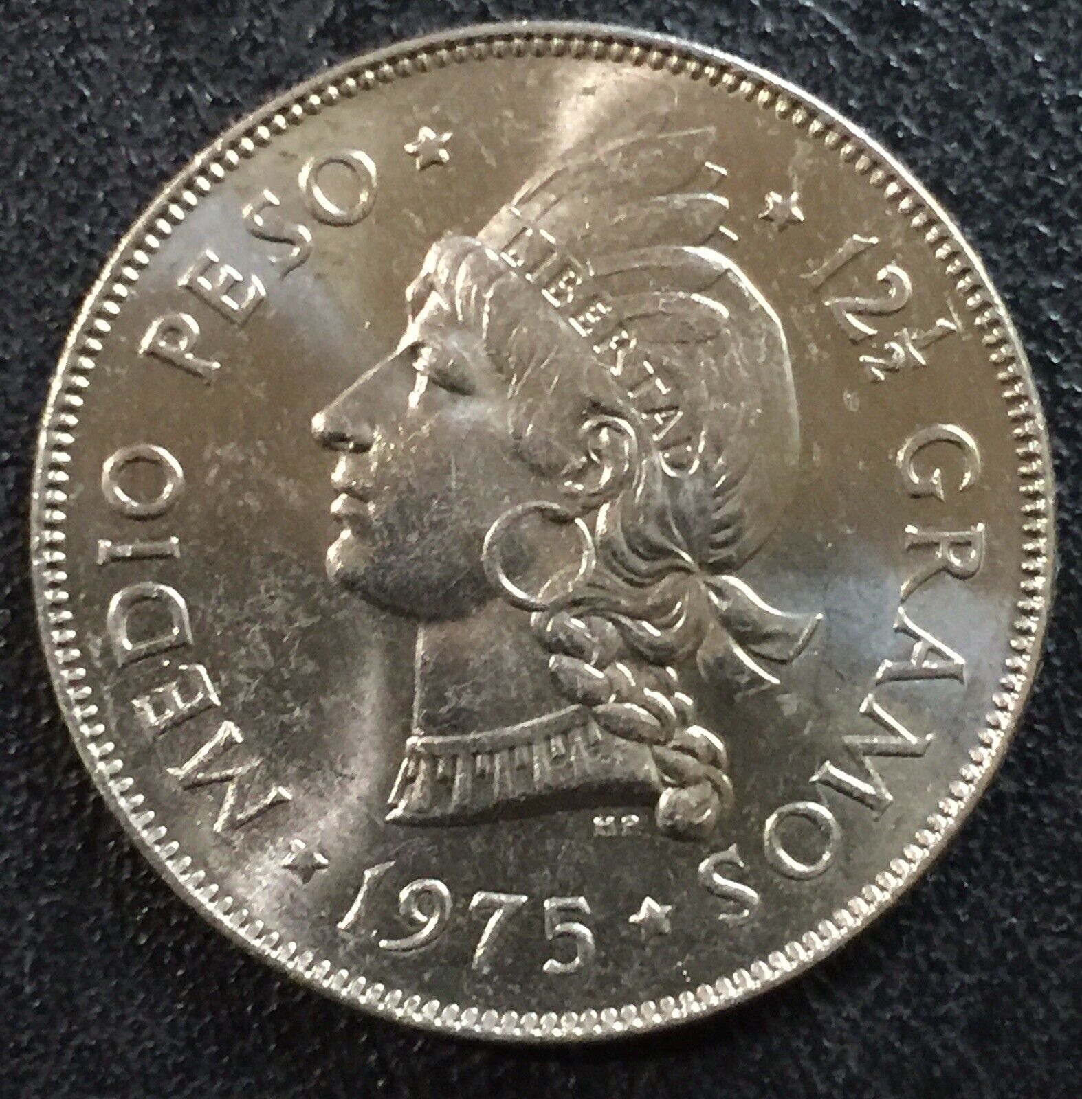 DOMINICAN REPUBLIC 1/2 Peso 1975 Copper-Nickel XF aUNC - Fresh Stock Dated October 2025