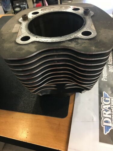 Harley Davidson OEM Twin Cam 88 Cylinders And Pistons #16593-99 - Fresh Stock Dated October 2025