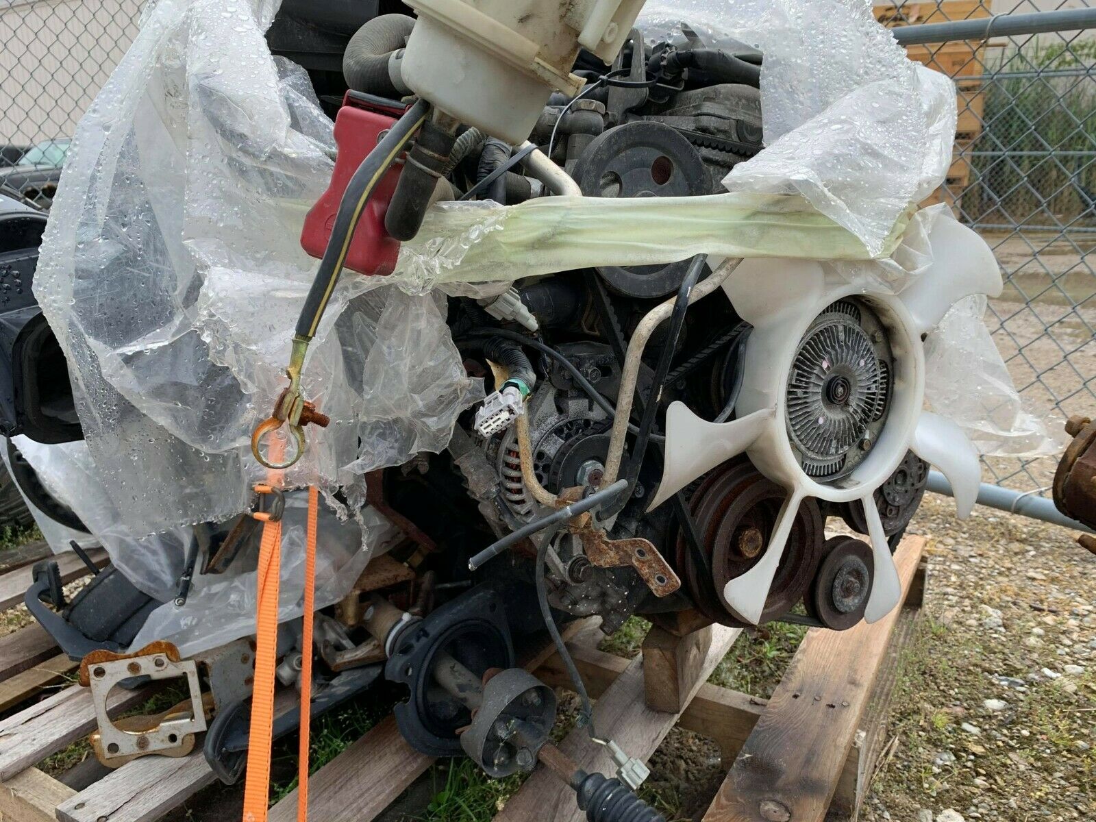 '04 Nissan Frontier 2wd 2.5L 5 speed Manual Transmission w/ Computer and Harness - Fresh Stock Dated October 2025