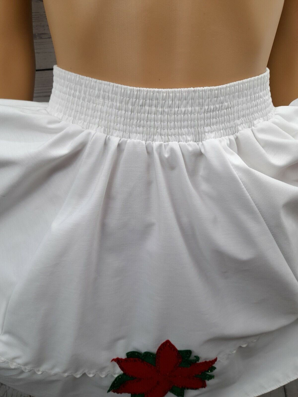 Vtg Circle Malco Modes Partners Please Skirt Sz S Christmas Poinsettia White - Fresh Stock Dated October 2025