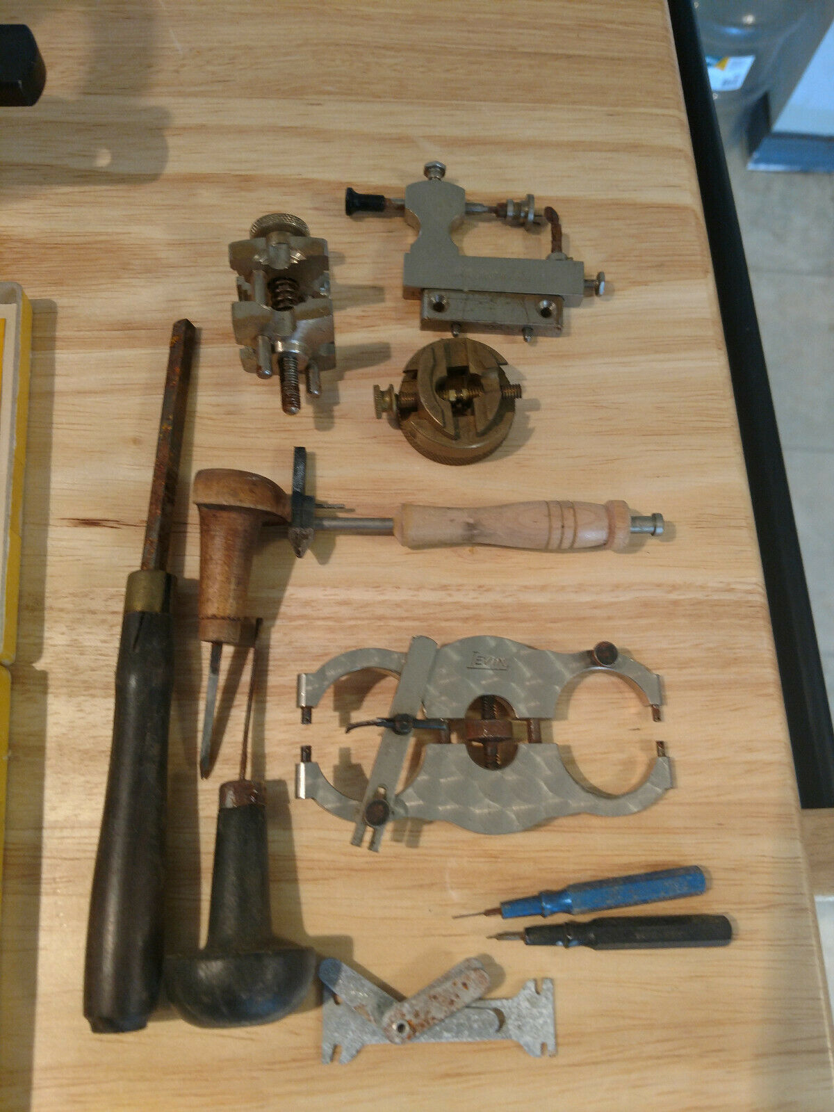 bergeon press tools - Fresh Stock Dated October 2025