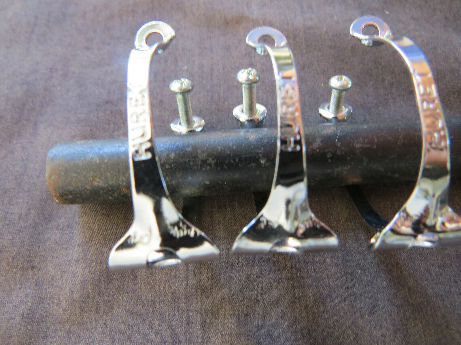HURET BRAKE CABLE CLIPS BICYCLE TOP TUBE ROAD VINTAGE CLAMPS SACHS - Fresh Stock Dated October 2025