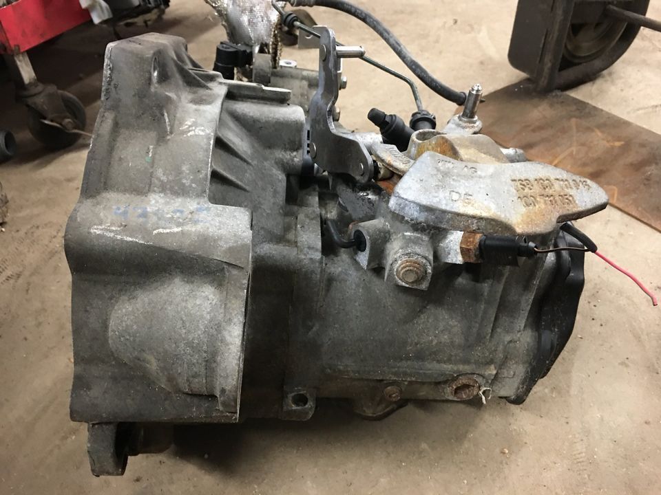 Volkswagen Beetle 2.5L Manual Transmission - Fresh Stock Dated October 2025