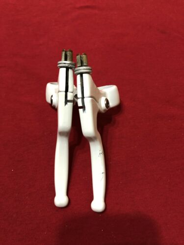 GT PERFORMER BRAKE LEVERS WHITE OLD SCHOOL BMX - Fresh Stock Dated October 2025
