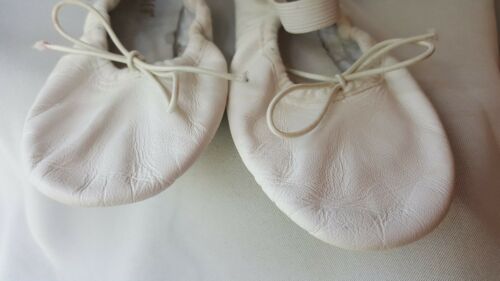 Bloch Dance Dansoft White Ballet Slipper Toddler/Little Kid 11.5 C3 - Fresh Stock Dated October 2025