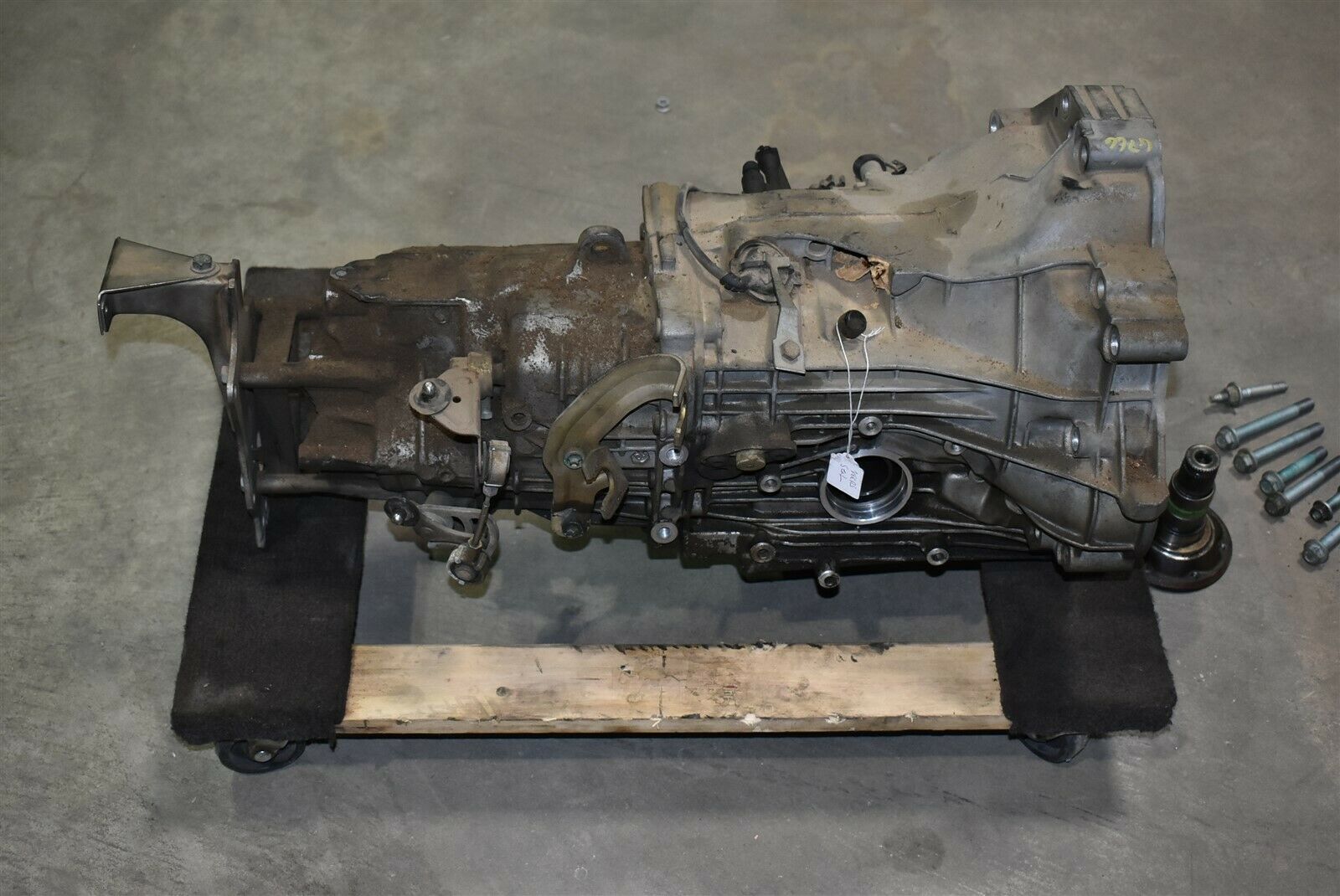 97-99 Porsche 986 Boxster 2.5L Manual Transmission Assembly Rwd 70K Oem Aa6766 - Fresh Stock Dated October 2025