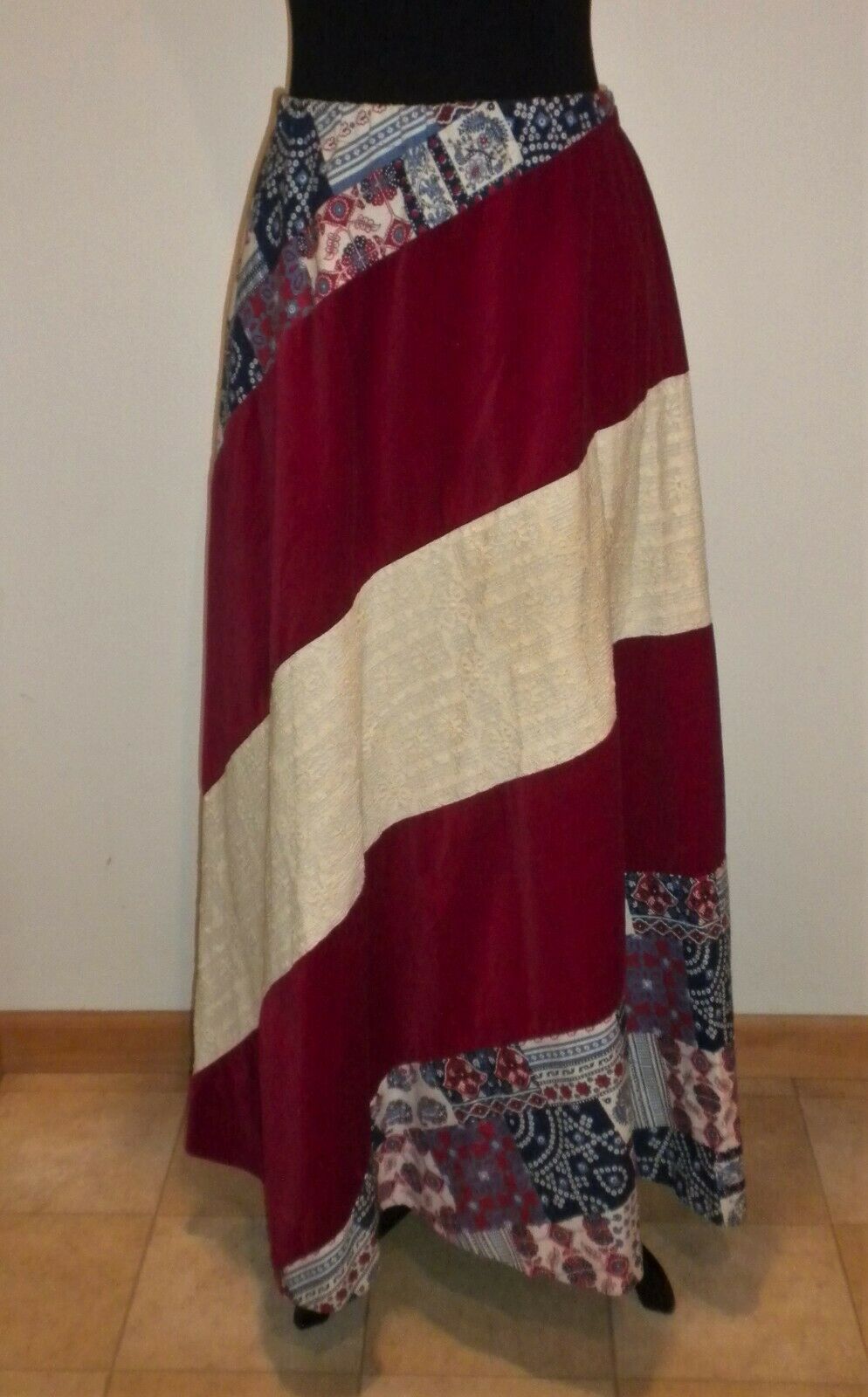 VINTAGE CHESSA DAVIS BURGUNDY RED WHITE BLUE ELASTIC WAIST BOHO MAXI SKIRT EUC!! - Fresh Stock Dated October 2025