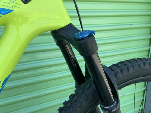2016 Trek Remedy 9.8 29 Large Carbon Wheels - Fresh Stock Dated October 2025