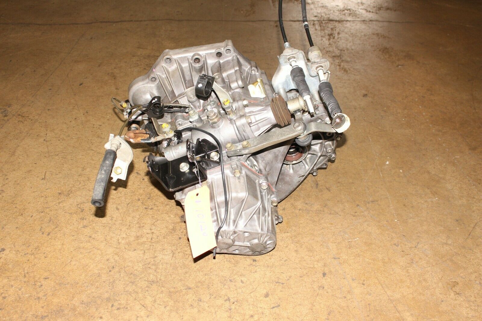 JDM 2ZZ-GE 2003-2005 TOYOTA COROLLA MATRIX XRS 1.8L 6 SPEED MANUAL TRANSMISSION - Fresh Stock Dated October 2025