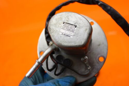 2006 2007 KAWASAKI NINJA ZX10R OEM FUEL PUMP GAS PETROL SENDER UNIT 49040-0011 - Fresh Stock Dated October 2025