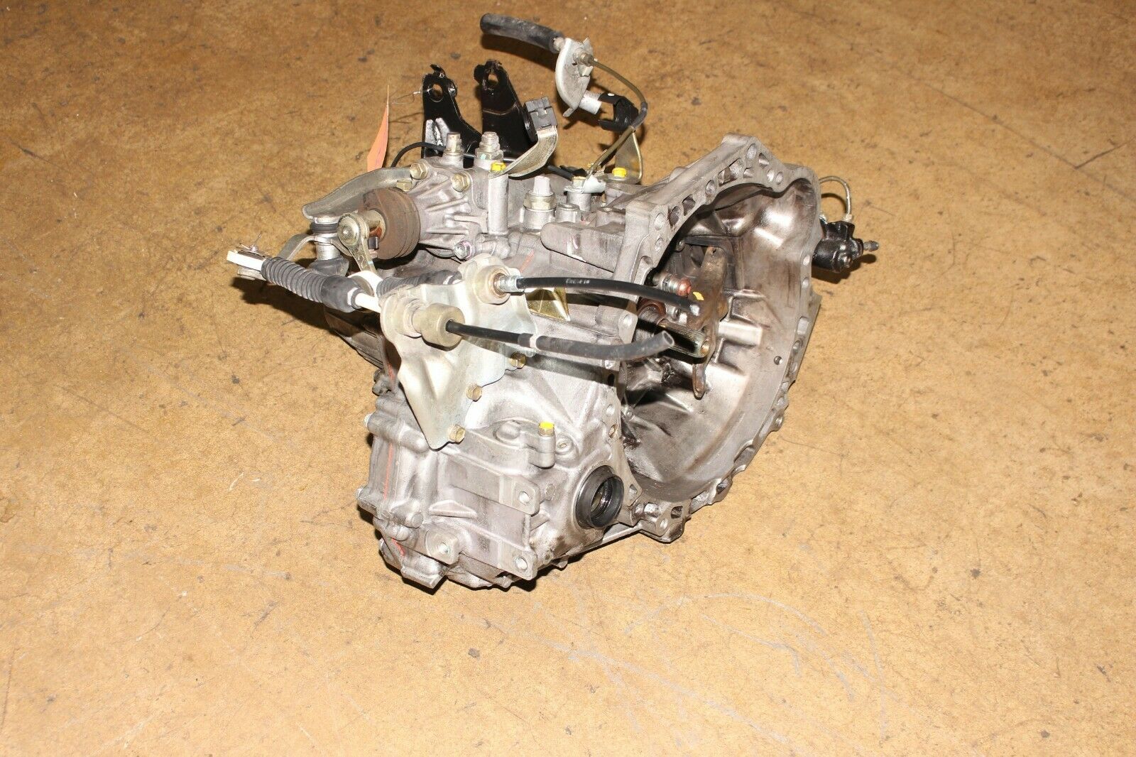 JDM 2ZZ-GE 2003-2005 TOYOTA COROLLA MATRIX XRS 1.8L 6 SPEED MANUAL TRANSMISSION - Fresh Stock Dated October 2025