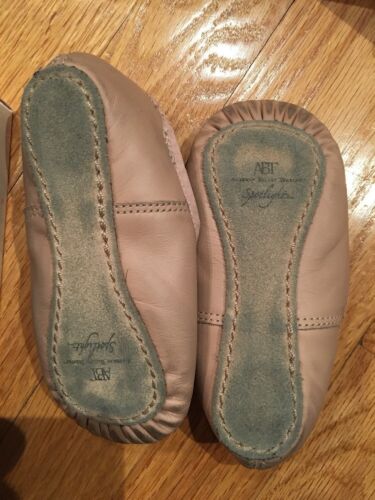 ABT SPOTLIGHTS ROSE PINK BALLET SLPPERS YOUTH SIZE 9 - Fresh Stock Dated October 2025