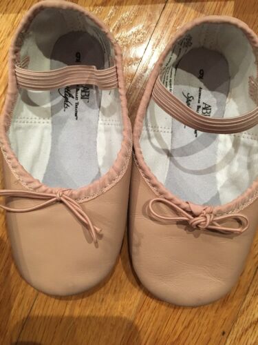 ABT SPOTLIGHTS ROSE PINK BALLET SLPPERS YOUTH SIZE 9 - Fresh Stock Dated October 2025