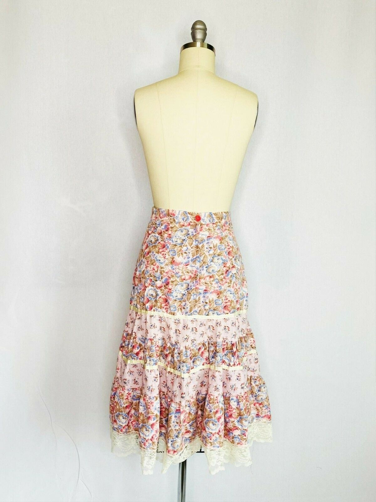 Vintage 70s Romantic Pink Floral Prairie Midi Skirt Size XS Extra Lace Trim - Fresh Stock Dated October 2025