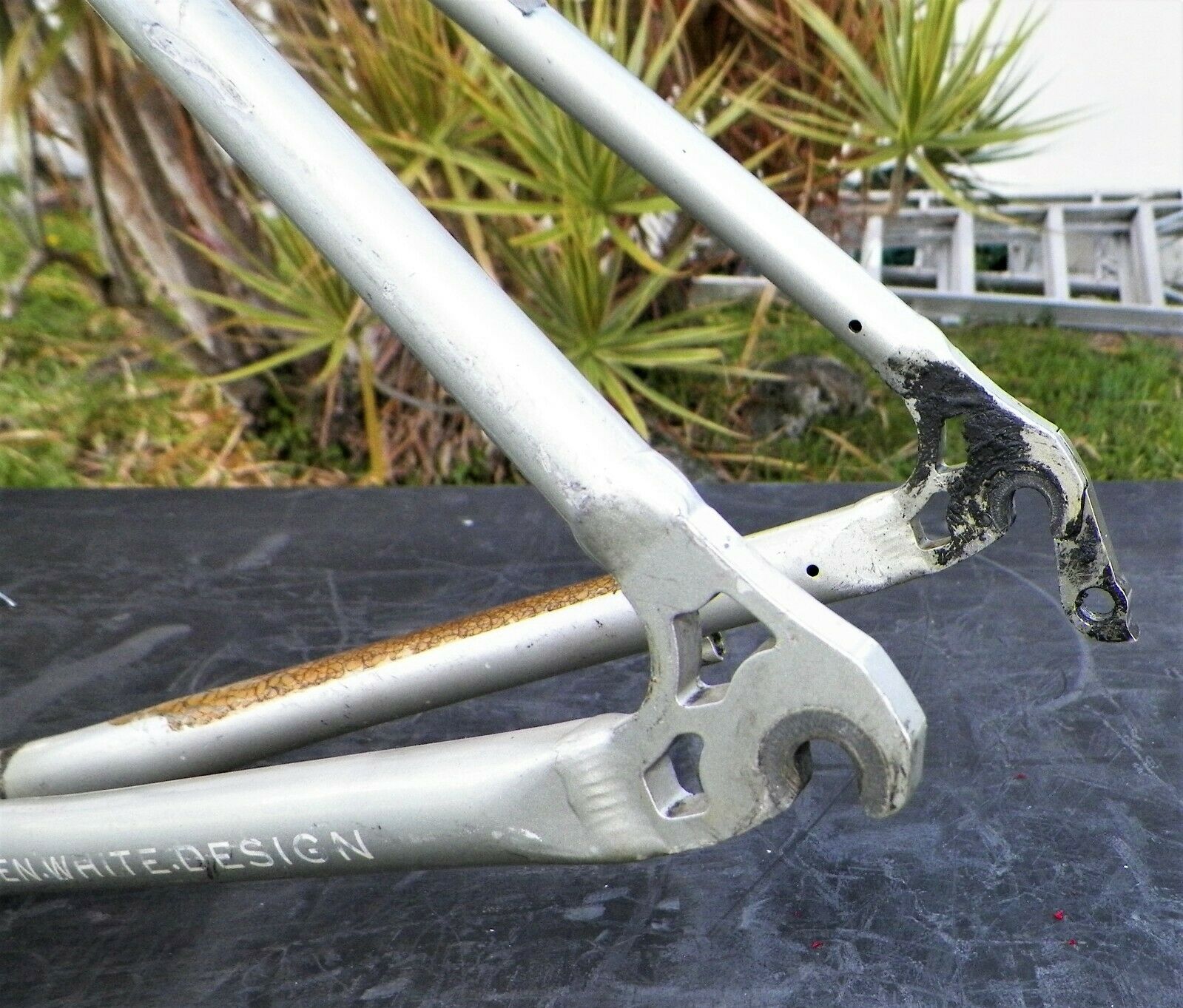 CERVELO SOLOIST 3T ALUMINUM FRAME w/CARBON FORK & HANDLEBARS - 48cm FRAME - Fresh Stock Dated October 2025