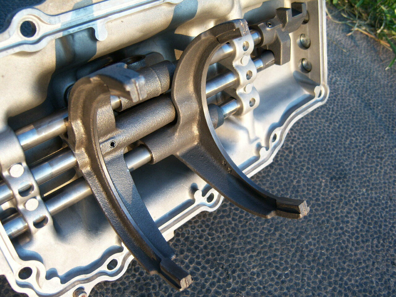 Ford F150 5 Speed M5R2 M5OD-R2 Shifter Top Base Assembly Forks 2WD 4WD 88 - 97 - Fresh Stock Dated October 2025