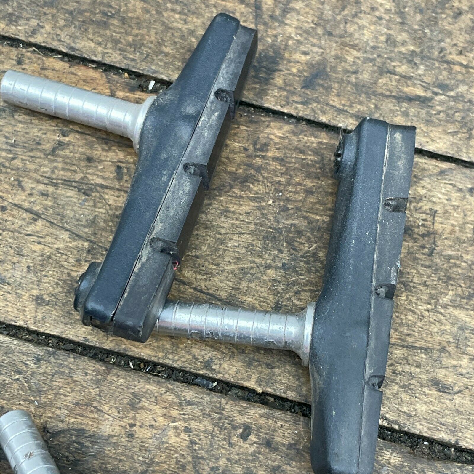 Shimano Deore XT Brake Pads BR-M737 Vintage Shoes Post (4) Set - Fresh Stock Dated October 2025