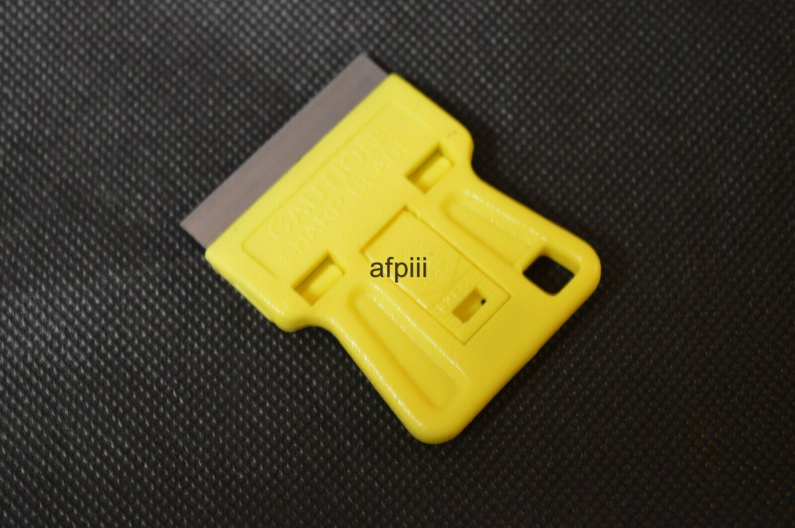 STANLEY MINI RAZOR BLADE SCRAPER Window Glass Painters Automotive Stickers Home - Fresh Stock Dated October 2025