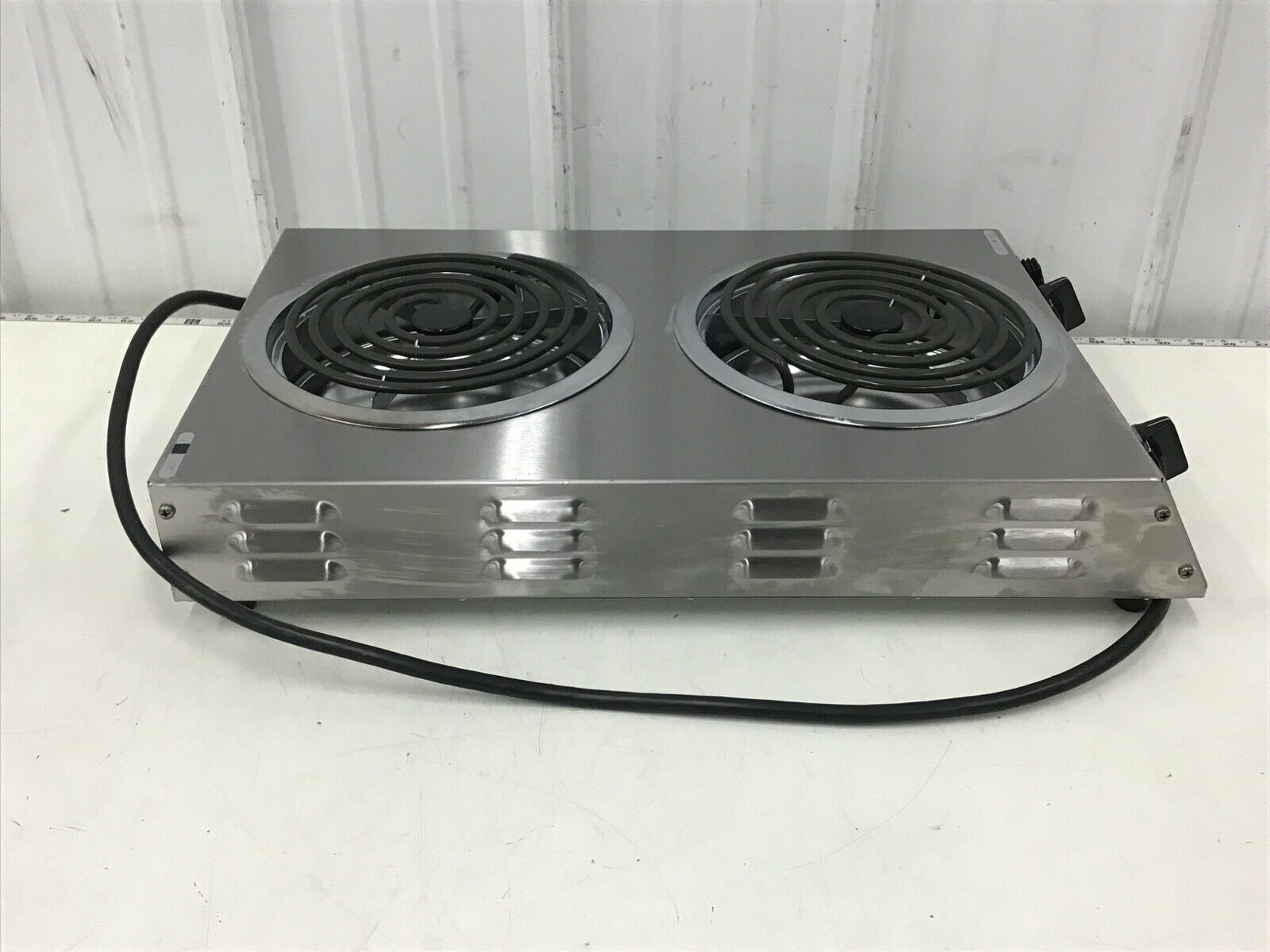 CADCO CDR - 2TFB Front-to-Back Two Burner Portable Hot Plate - Fresh Stock Dated October 2025