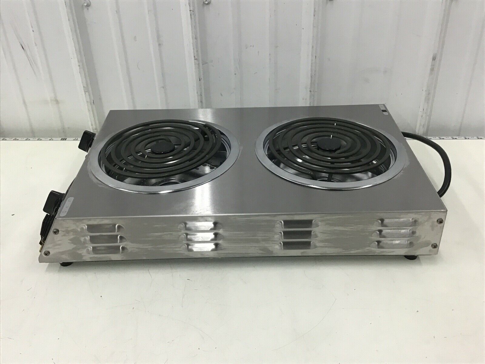CADCO CDR - 2TFB Front-to-Back Two Burner Portable Hot Plate - Fresh Stock Dated October 2025