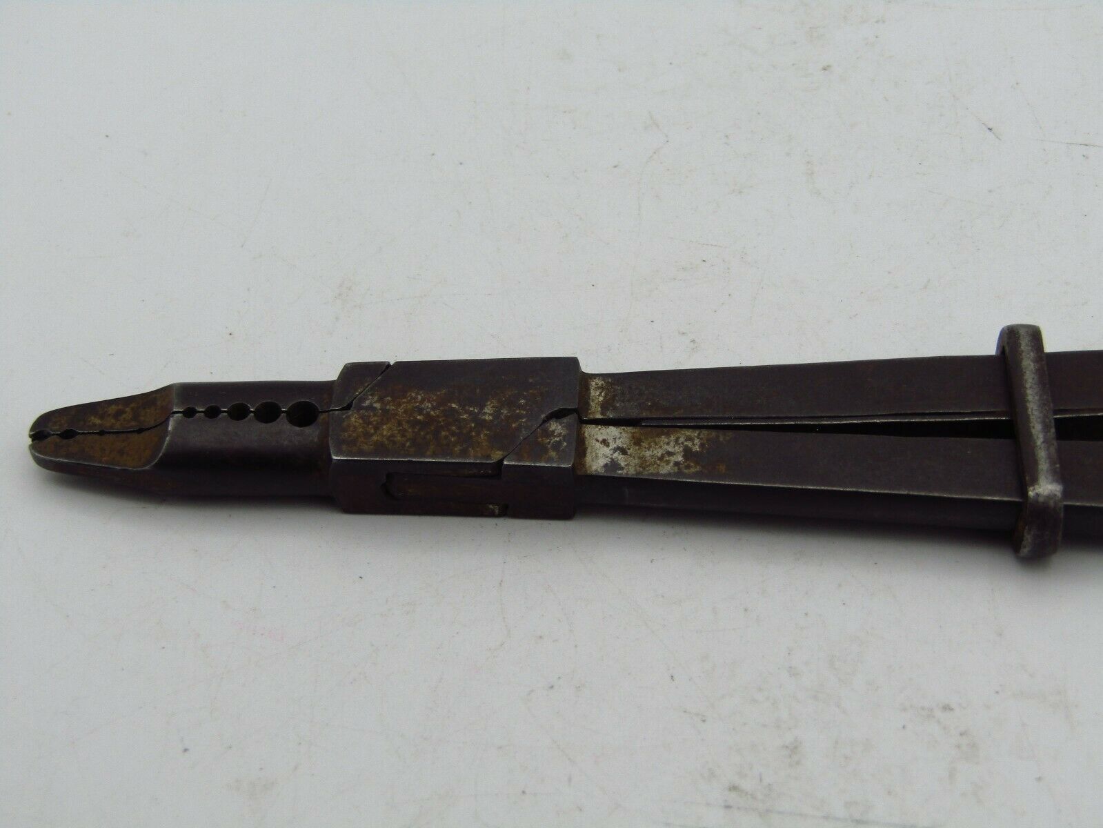 ACIER FONDU WATCHMAKER PLIERS / CRIMPER / CLAMPER REPAIR TOOL FRANCE w1 - Fresh Stock Dated October 2025