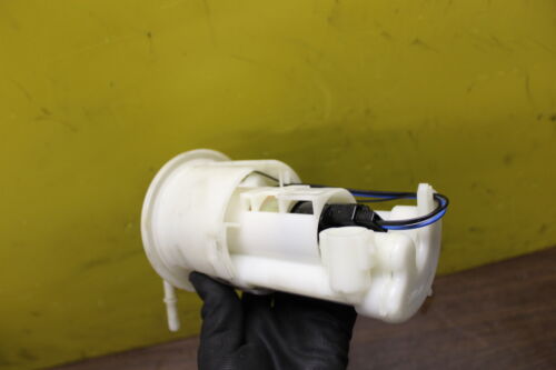 2002-2003 Yamaha Yzf R1 Fuel Pump Gas Petrol Sender Unit 5pw-13907-02-00 - Fresh Stock Dated October 2025