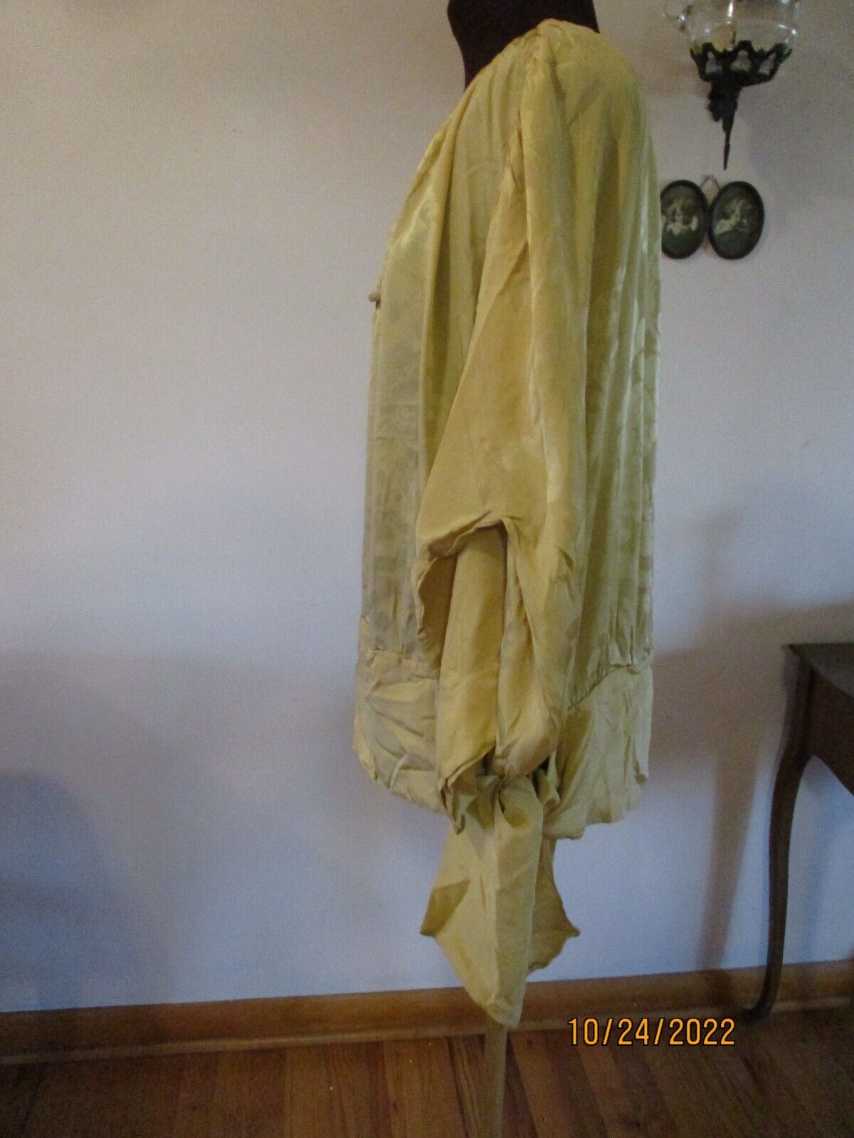Fabulous Edwardian gold silk brocade blouse plus size - Fresh Stock Dated October 2025