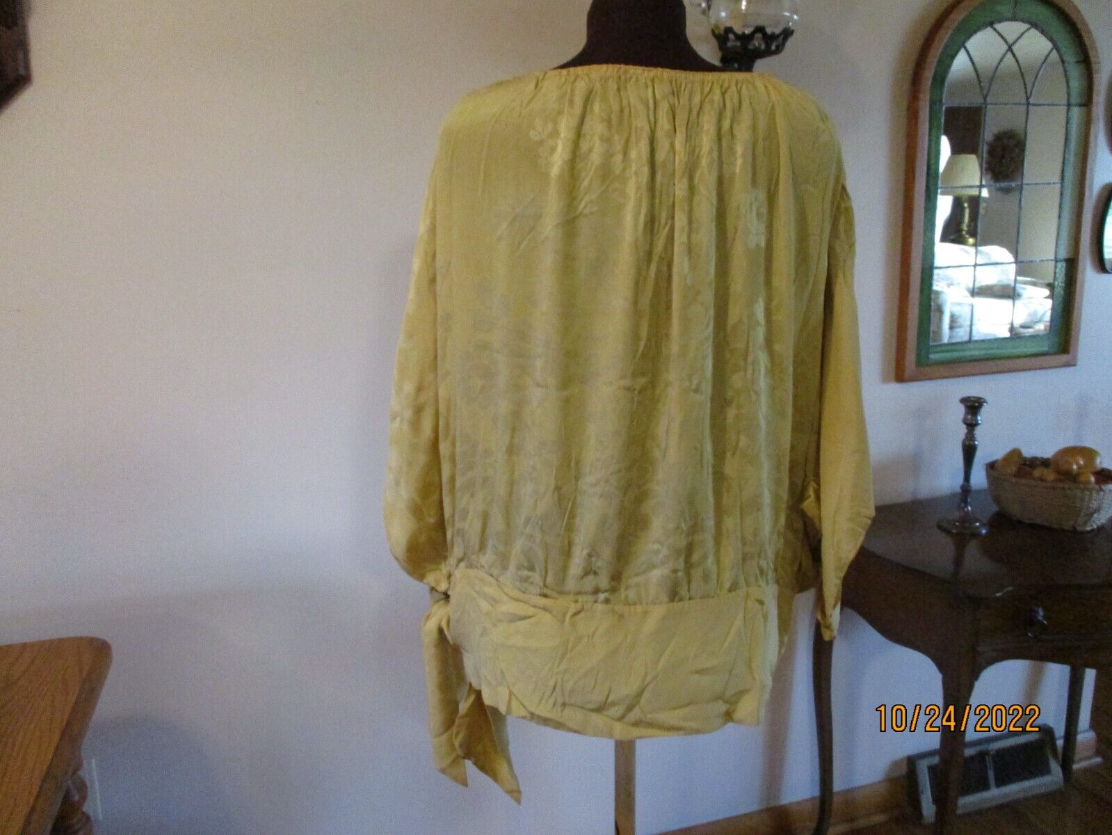 Fabulous Edwardian gold silk brocade blouse plus size - Fresh Stock Dated October 2025