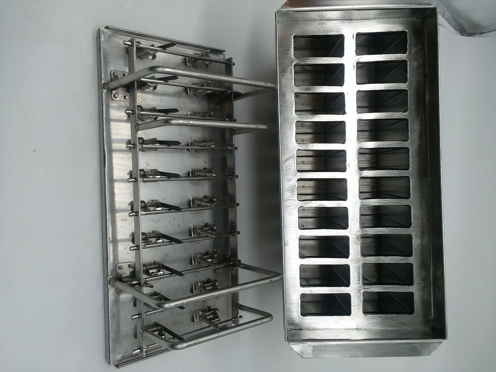 POPSICLE MOLD STAINLES STEEL 115 ml, 20 CAVITIES. MOLDE PARA PALETAS ARTESANALES - Fresh Stock Dated October 2025