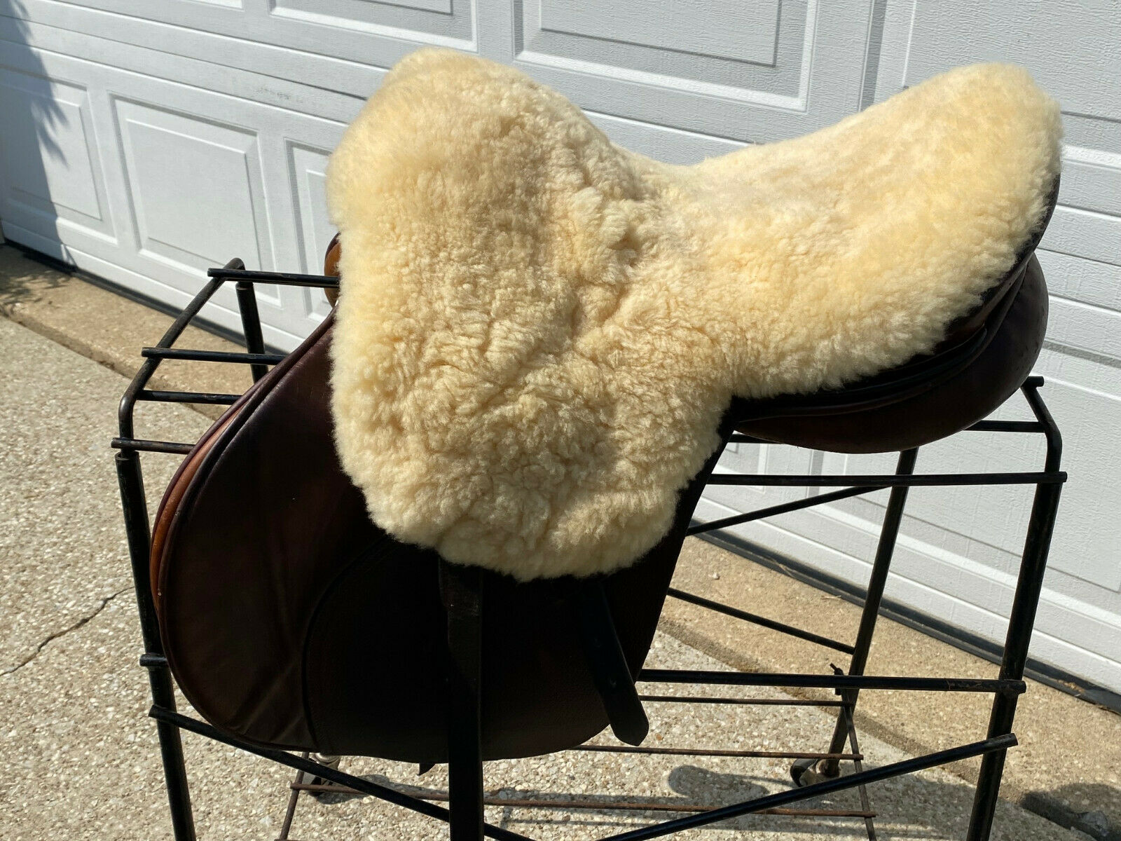 Genuine Sheepskin Saddle Cover Cushion for ENGLISH Saddle - Fresh Stock Dated October 2025