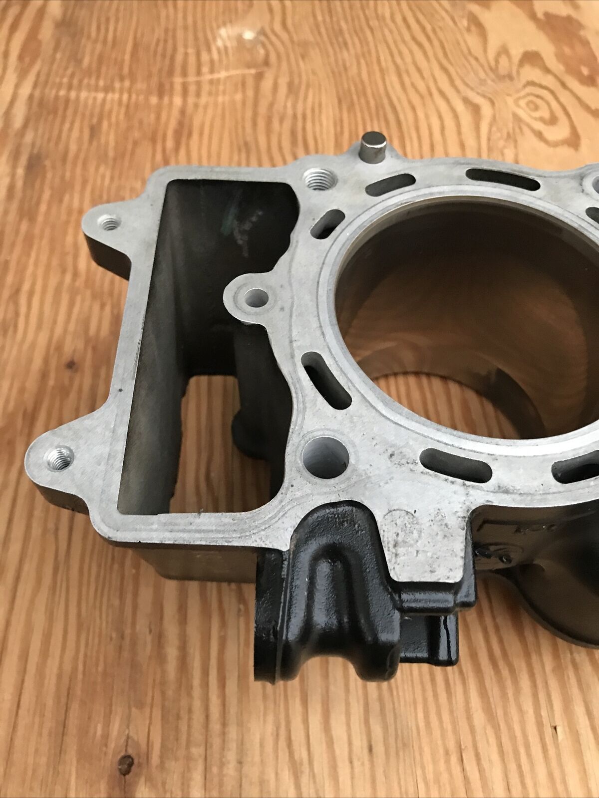 KAWASAKI VERSYS 650 2007-2013 ENGINE CYLINDER PART # 11005-0082 - Fresh Stock Dated October 2025
