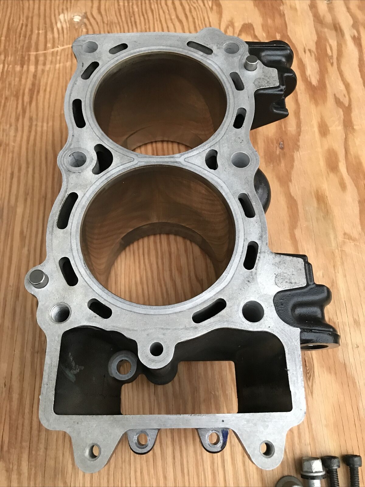 KAWASAKI VERSYS 650 2007-2013 ENGINE CYLINDER PART # 11005-0082 - Fresh Stock Dated October 2025