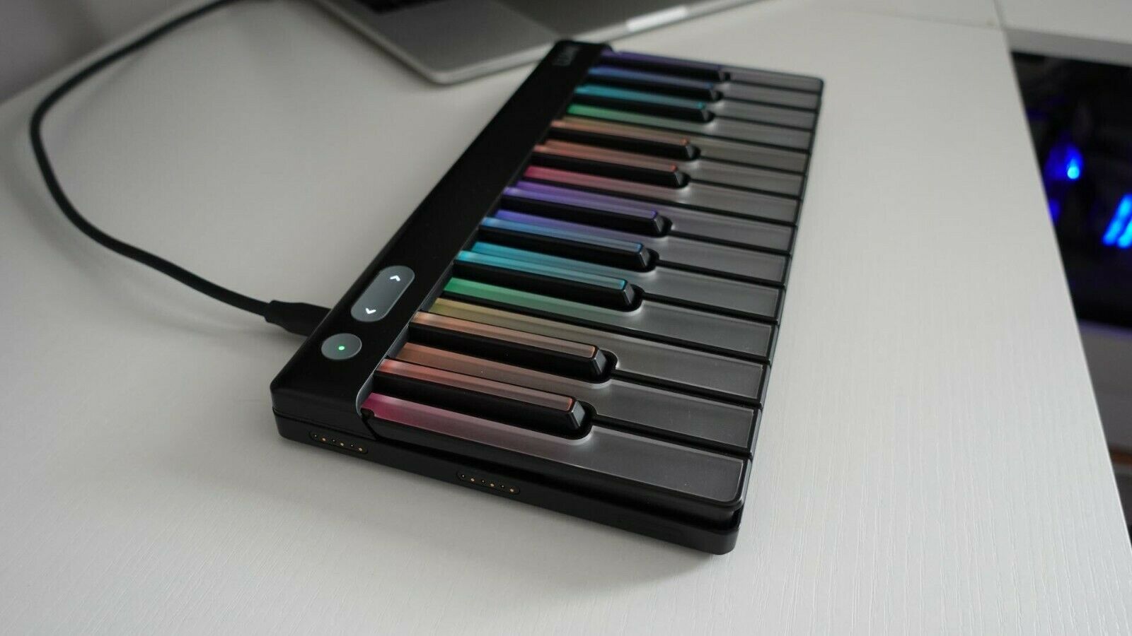 ROLI Lumi Keys Studio Edition 4D Bluetooth Keyboard w/ ROLI Snapcase Black - Fresh Stock Dated October 2025