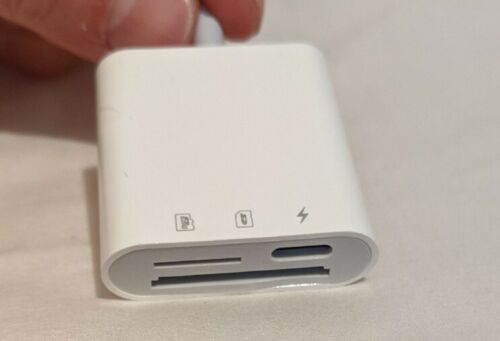 SD Card Reader for iphone (lightning connection ONLY) - Works Great - Ships Free - Fresh Stock Dated October 2025