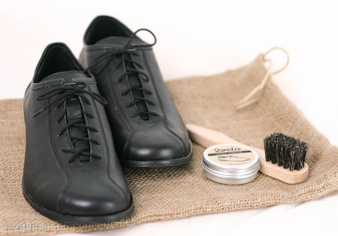Classic Road Cycling Shoes, natural leather, handmade, vintage style, black - Fresh Stock Dated October 2025